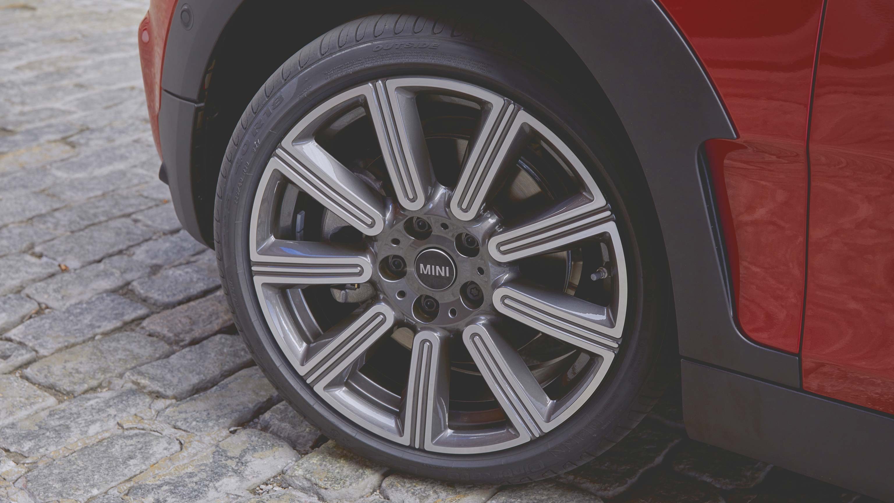 MINI wheels – floating hub cap